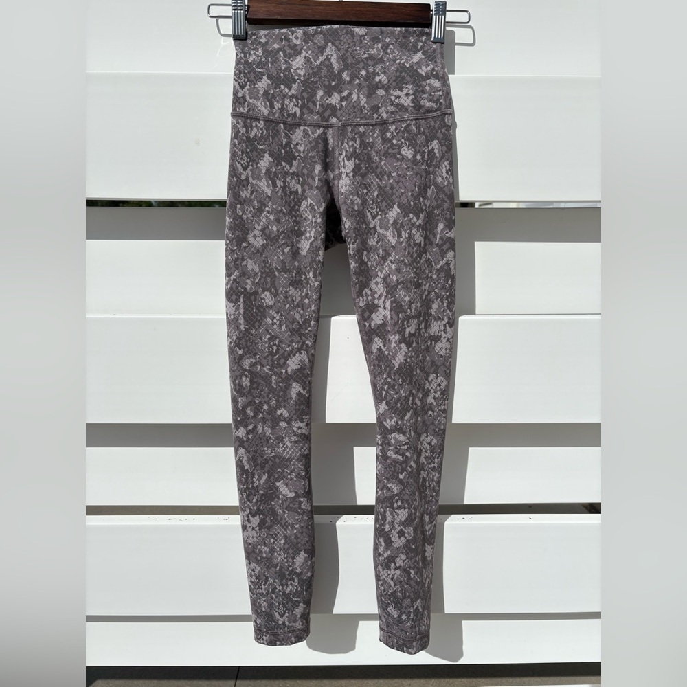 Lululemon Women’s Align High-Rise Pant 28”-Size: 2-Color: Tan Multi-LW5CZKS-EUC